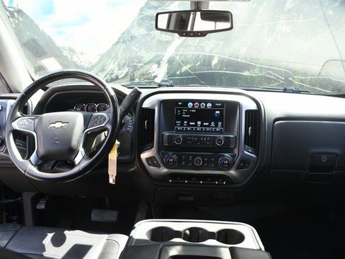 Used 2017 Chevrolet Silverado 1500 LTZ Z71 w/ Midnight Edition AWD/4WD image 18