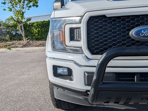 Used 2019 Ford F150 XLT w/ Equipment Group 302A Luxury image 9