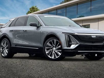 Certified 2025 Cadillac Lyriq Luxury w/ LPO, Floor Liner Package