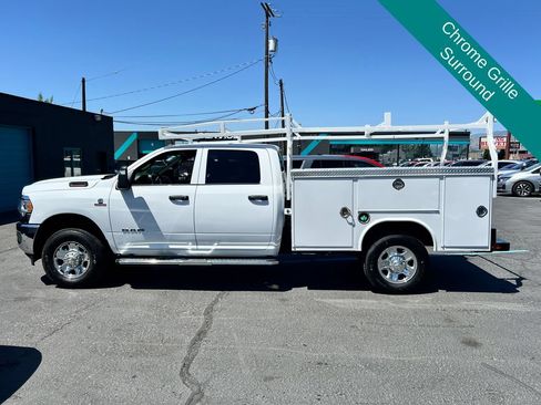 Used 2024 RAM 3500 Tradesman w/ Chrome Appearance Group AWD/4WD image 15