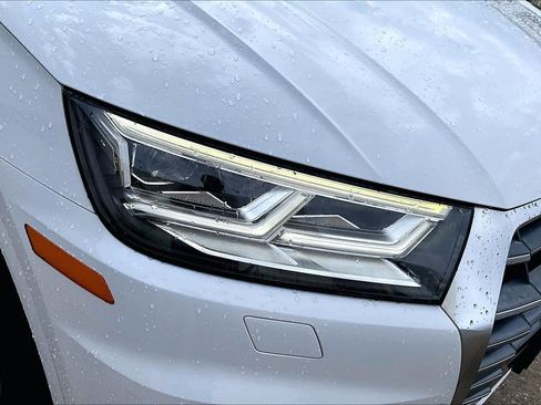 Used 2019 Audi Q5 2.0T Premium Plus w/ Premium Plus Package image 25
