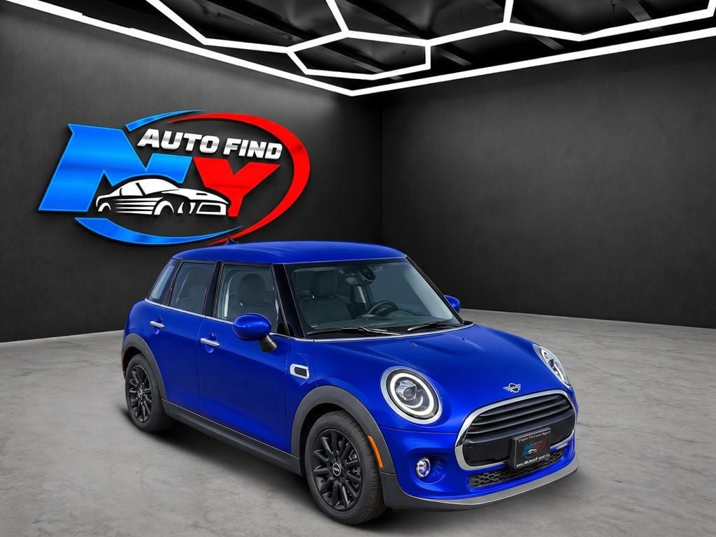 Used 2021 MINI Cooper 4-Door Hardtop FWD image 2