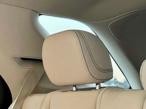 Certified 2025 Mercedes-Benz GLE 350 4MATIC image 25