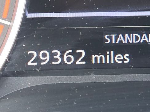 Used 2025 Nissan Rogue SV image 23