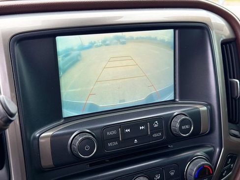 Used 2019 Chevrolet Silverado 2500 High Country w/ Duramax Plus Package image 28