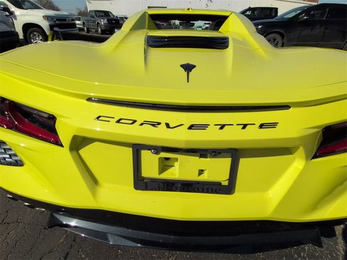 Certified 2023 Chevrolet Corvette Stingray Convertible w/ 1LT image 29