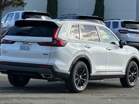 Used 2025 Honda CR-V Sport image 4