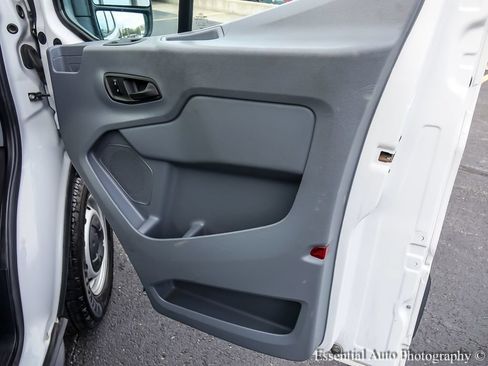 Used 2018 Ford Transit 150 XL RWD image 26