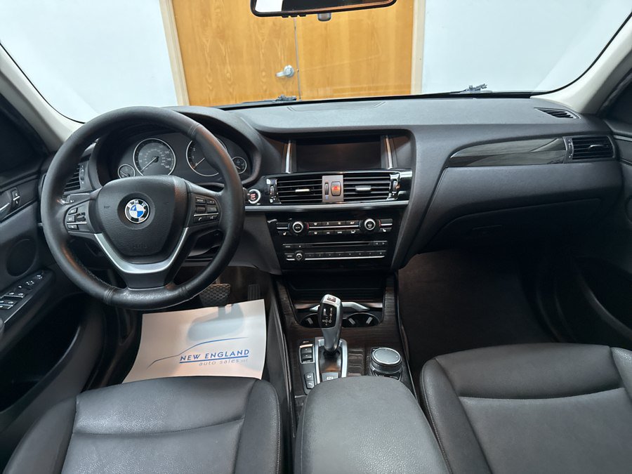 Used 2017 BMW X3 xDrive28i AWD/4WD image 9