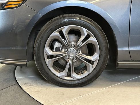 Used 2023 Honda Accord EX image 25