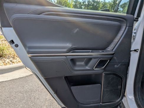 Used 2022 Rivian R1T Adventure image 26