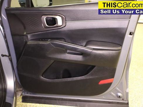Used 2021 Kia Sorento LX image 35