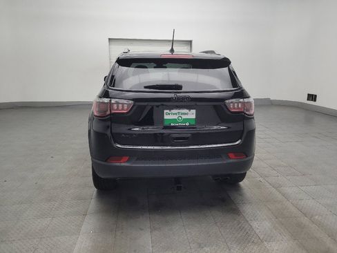Used 2019 Jeep Compass Latitude AWD/4WD image 6