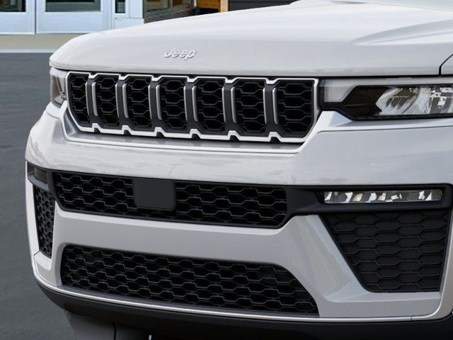 New 2026 Jeep Grand Cherokee Limited AWD/4WD image 11