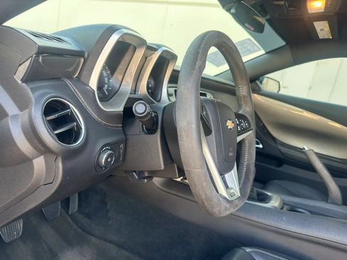 Used 2014 Chevrolet Camaro SS w/ SS Performance Package RWD image 25