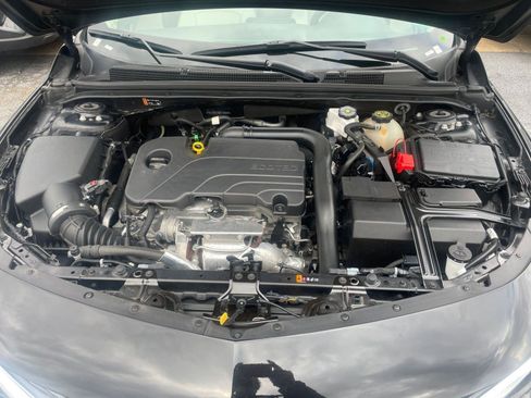 Used 2024 Chevrolet Malibu LT image 32