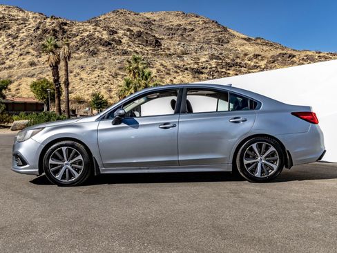 Used 2018 Subaru Legacy 2.5i Limited AWD/4WD image 5