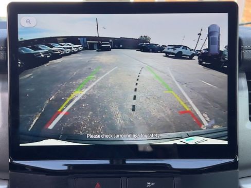 Used 2023 Ford Expedition XLT image 43