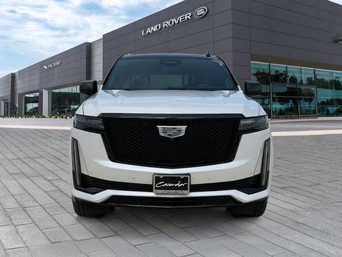 Used 2023 Cadillac Escalade Sport Platinum w/ LPO, ONYX Package AWD/4WD image 8