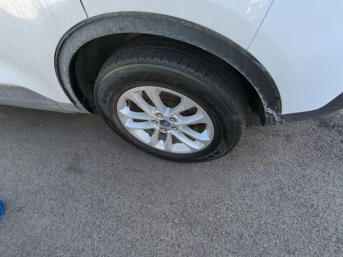 Used 2021 Ford Escape SE AWD/4WD image 4