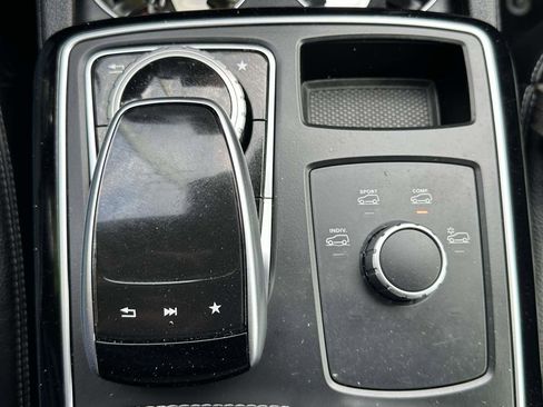 Used 2018 Mercedes-Benz GLE 350 w/ Premium 1 Package image 21