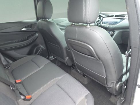Used 2022 Buick Encore GX Select FWD image 31