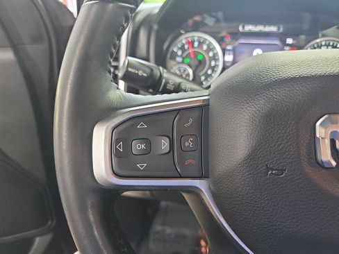 Used 2022 RAM 1500 Big Horn AWD/4WD image 16