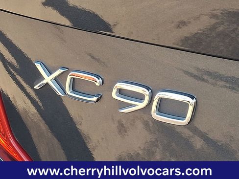 Certified 2022 Volvo XC90 T6 Momentum w/ Advanced Package image 31
