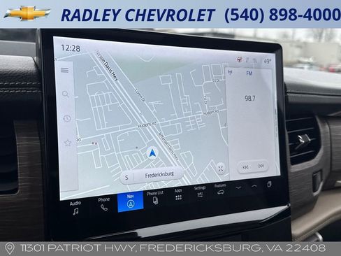 Used 2024 Ford Expedition Limited image 17