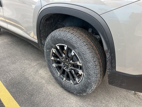 New 2026 Chevrolet Traverse Z71 image 15