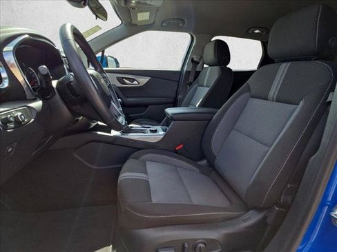 Used 2025 Chevrolet Blazer LT FWD image 15