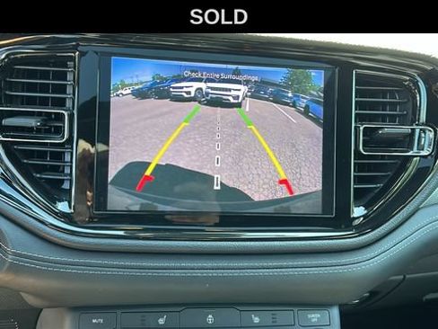 Used 2022 Dodge Durango GT AWD/4WD image 17