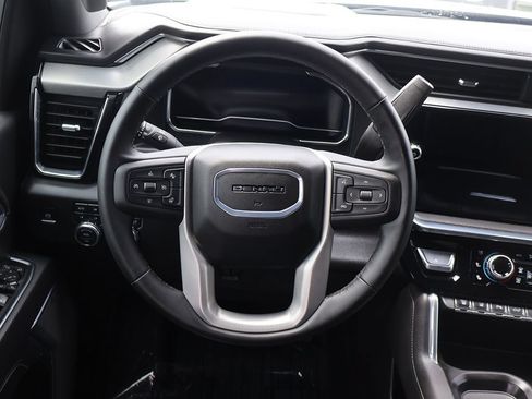 Used 2025 GMC Sierra 3500 Denali w/ Denali Reserve Package AWD/4WD image 41