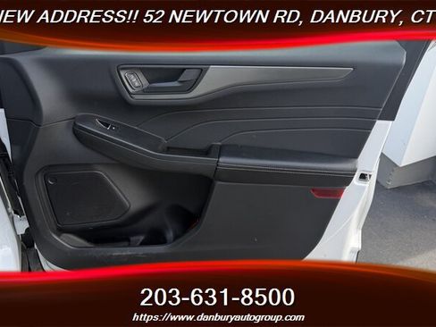 Used 2024 Ford Escape Active AWD/4WD image 11