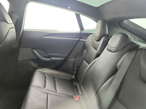 Used 2024 Tesla Model S image 28