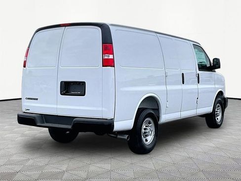 New 2026 Chevrolet Express 2500 RWD image 6