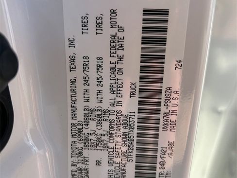 New 2026 Toyota Tundra SR image 11