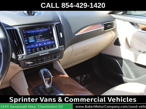 Used 2017 Maserati Levante S AWD/4WD image 25