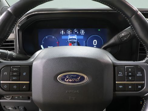 Used 2023 Ford F250 Lariat AWD/4WD image 14