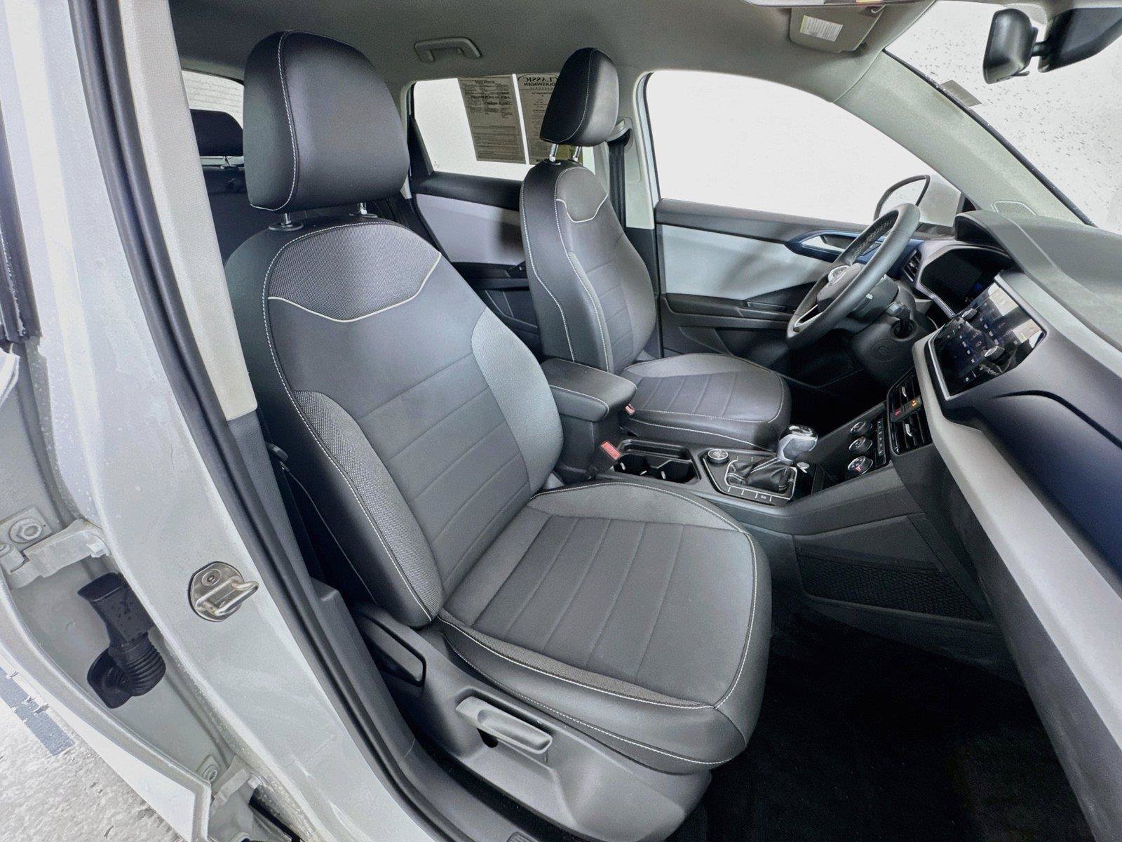 Certified 2023 Volkswagen Taos SE AWD/4WD image 26