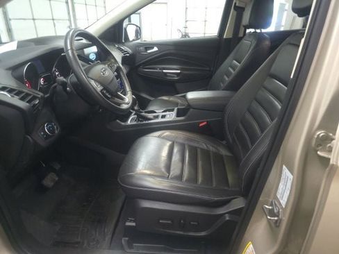 Certified 2017 Ford Escape Titanium FWD image 15