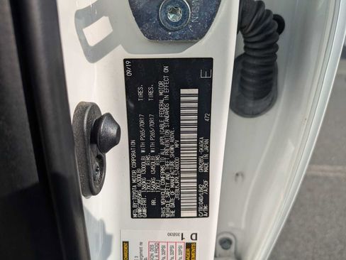 Used 2020 Toyota 4Runner SR5 Premium w/ Moonroof Package AWD/4WD image 10