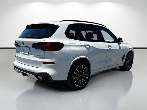 New 2026 BMW X5 xDrive50e w/ Executive Package AWD/4WD image 3