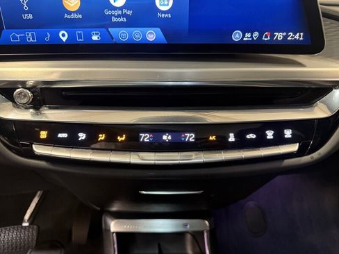 Used 2024 Cadillac Lyriq Sport AWD/4WD image 29