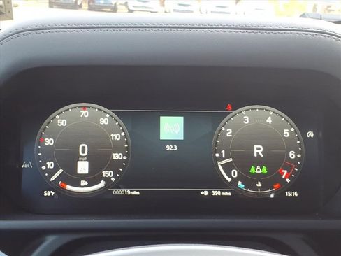 New 2026 Land Rover Defender 110 S image 24