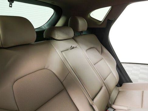Used 2020 Hyundai Tucson Limited FWD image 14