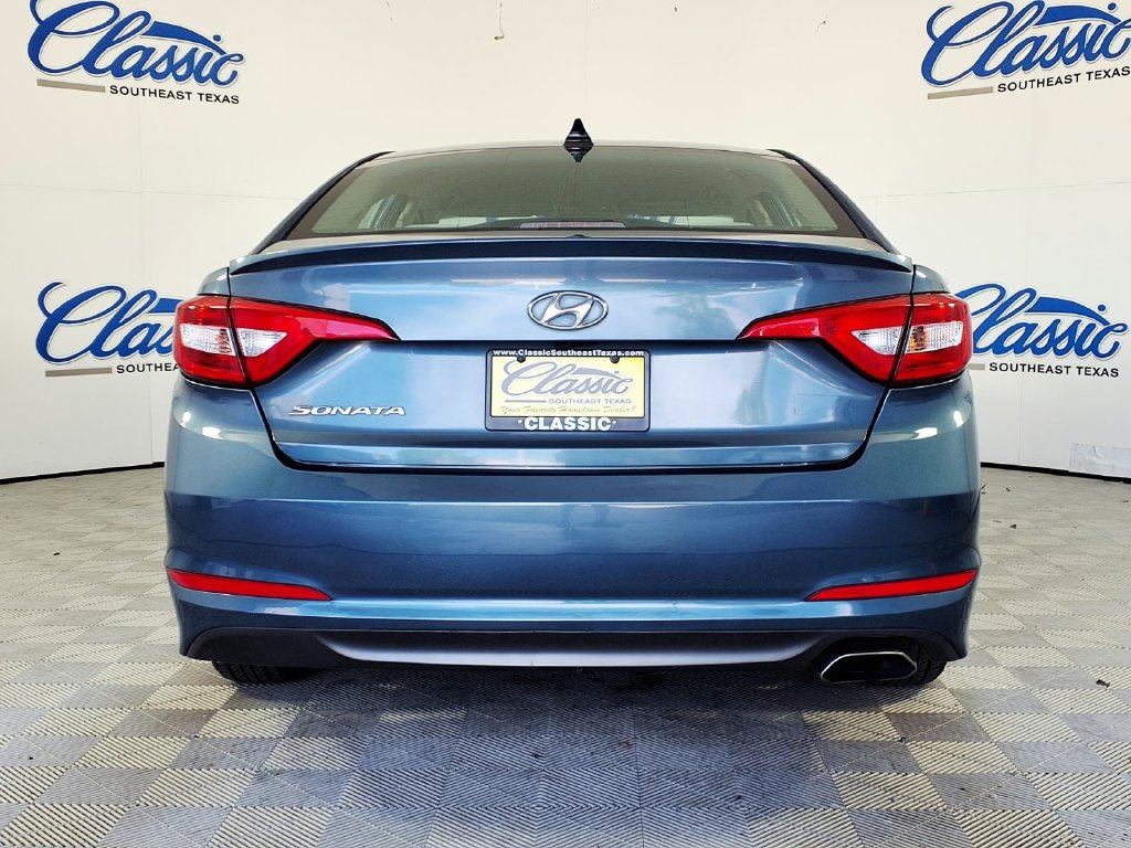 Used 2016 Hyundai Sonata SE FWD image 4