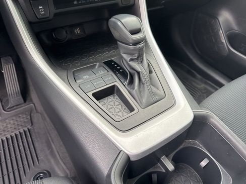 Used 2023 Toyota RAV4 LE image 7