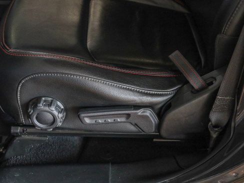 Used 2021 Jeep Wrangler Unlimited Rubicon image 10