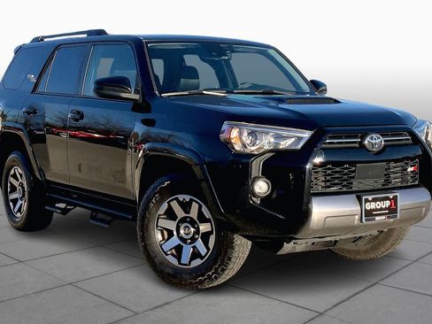 Used 2021 Toyota 4Runner TRD Off-Road AWD/4WD image 3